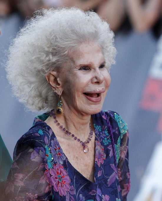 Duchess of Alba Maria del Rosario Cayetana Alfonsa Victoria Eugenia Francisca Fitz-James Stuart y de Silva