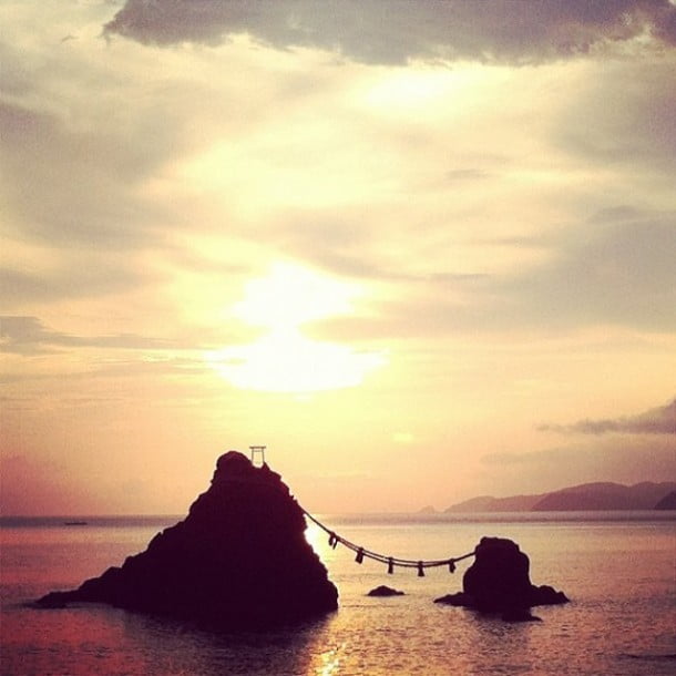 Picture of the Day: meoto iwa (夫婦岩), the "wedded rocks" by @masumisakamoto