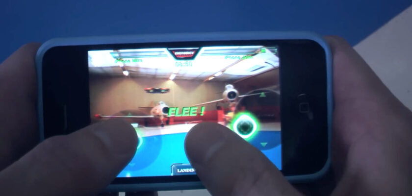 AR.PURSUIT - VIDEO GAME WITH 2 AR.DRONE (HD)