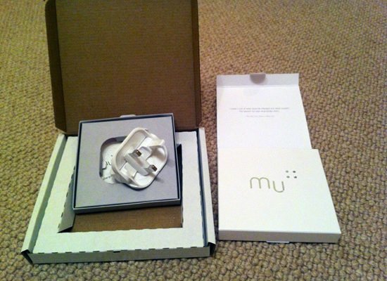 The Mu | The Folding Plug Un-boxing 5