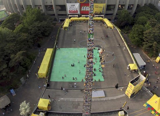 Record breaking lego tower in Seoul