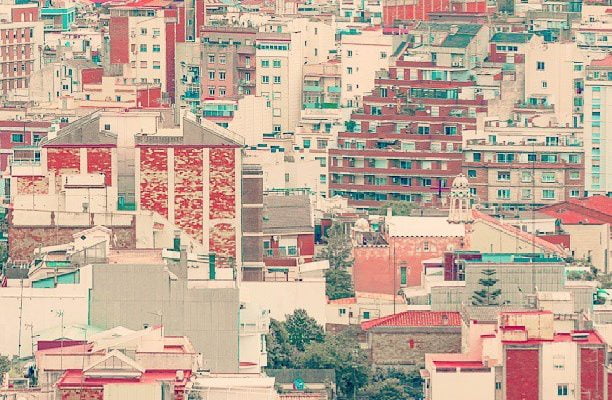 Overlapping lives | Vidas superpuestas by nicanorgarcia