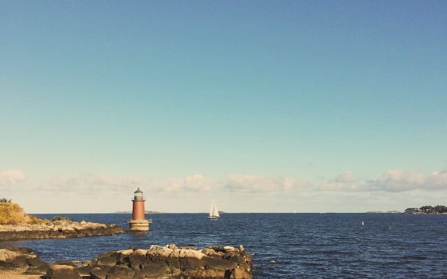Painting the Lighthouse. by simplebits
